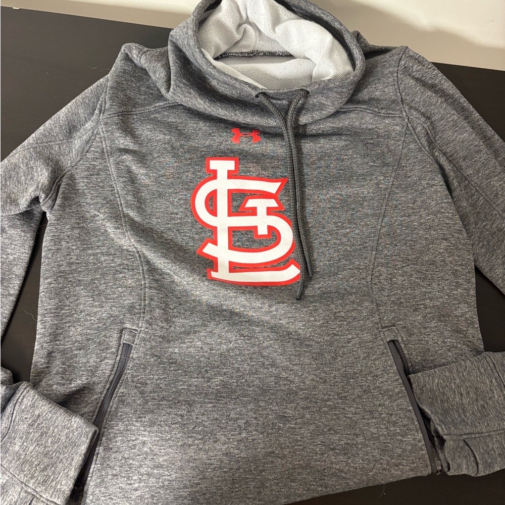 Under Armour Gray StL Cardinals Hoodie with zip pockets - Size M
